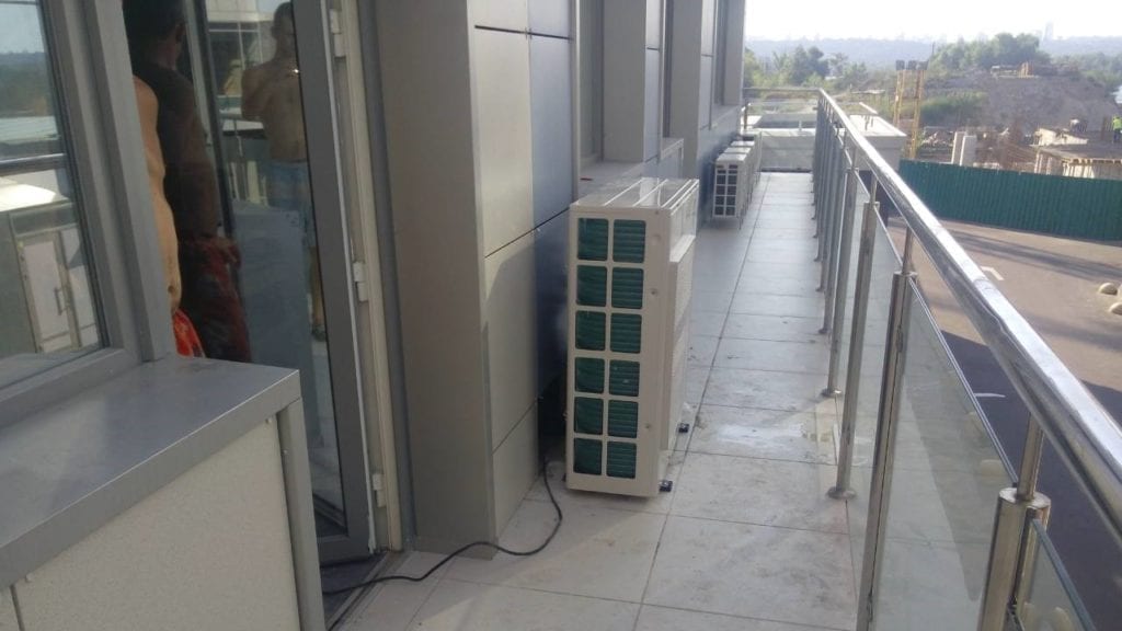 наружный блок теплового насоса воздух вода Thermia iTec